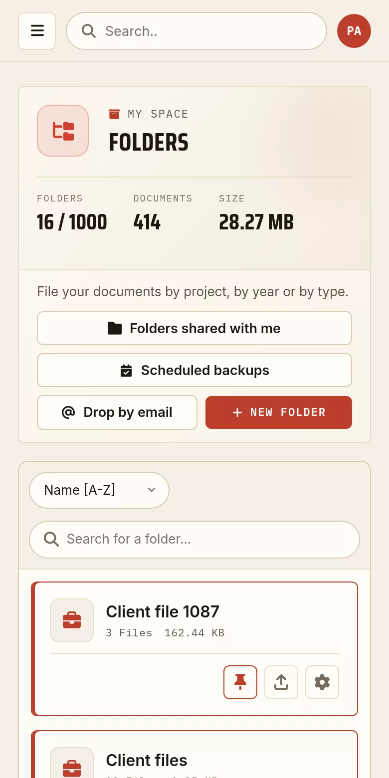 Filing PDF documents by project, read on a phone: one folder per project, with its document count and its size.